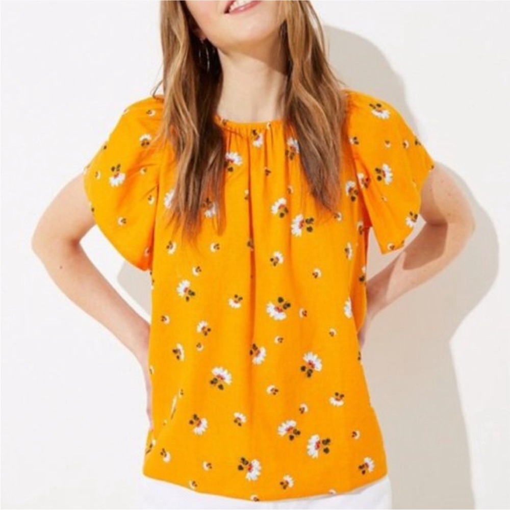 Loft Lily Button Back Flutter Top